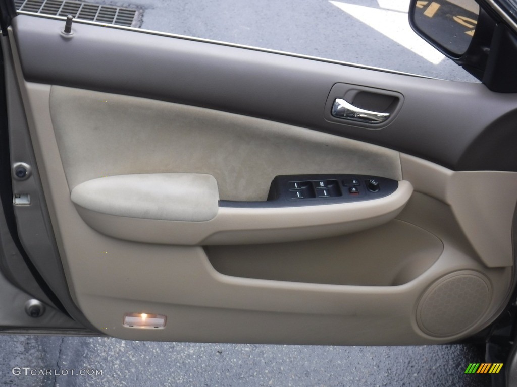 2003 Accord LX Sedan - Desert Mist Metallic / Ivory photo #11