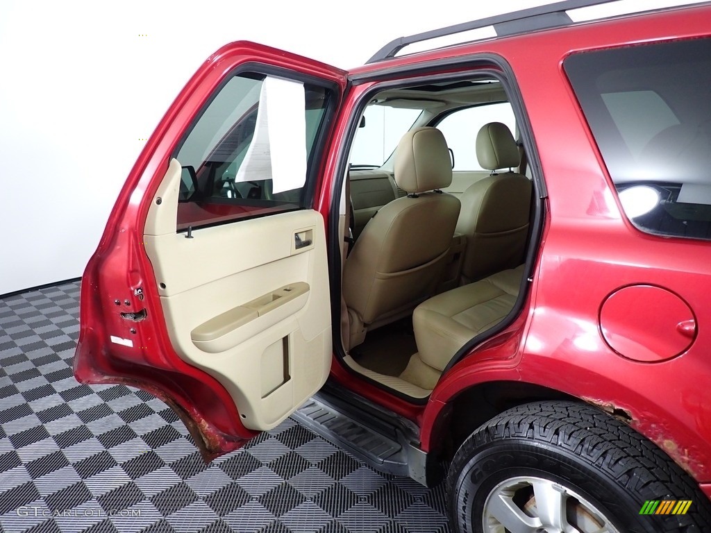 2008 Escape Limited 4WD - Redfire Metallic / Camel photo #30