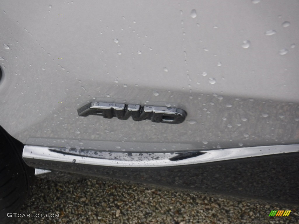 2019 RAV4 XSE AWD Hybrid - Silver Sky Metallic / Black photo #11