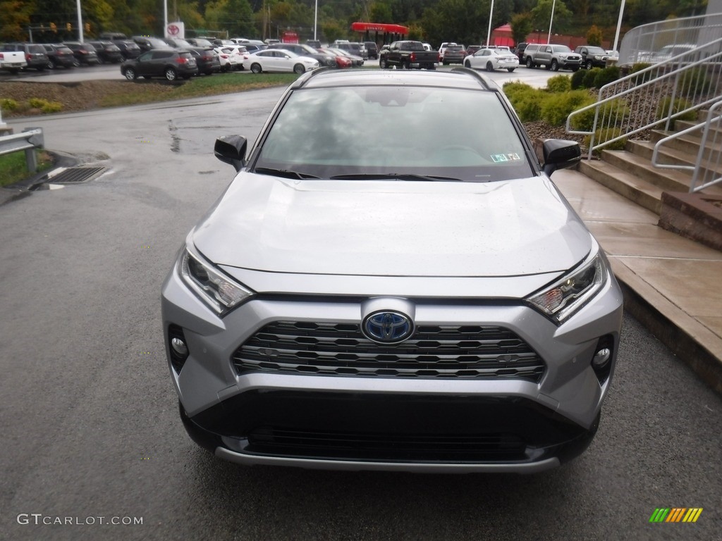 2019 RAV4 XSE AWD Hybrid - Silver Sky Metallic / Black photo #12