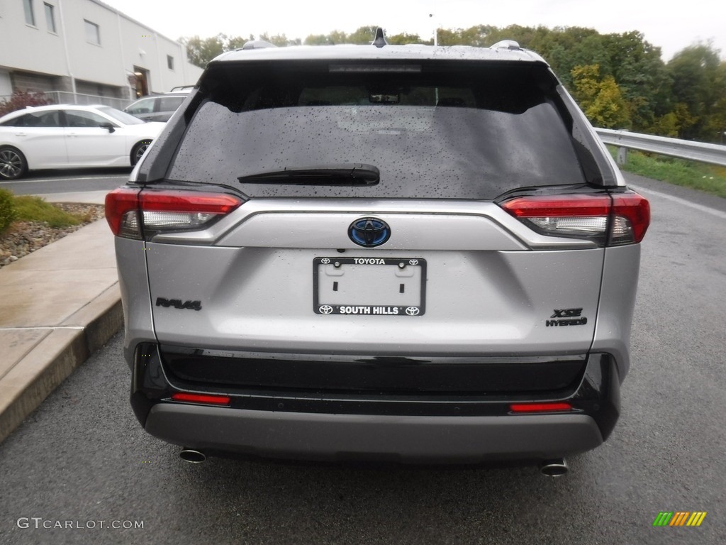 2019 RAV4 XSE AWD Hybrid - Silver Sky Metallic / Black photo #16