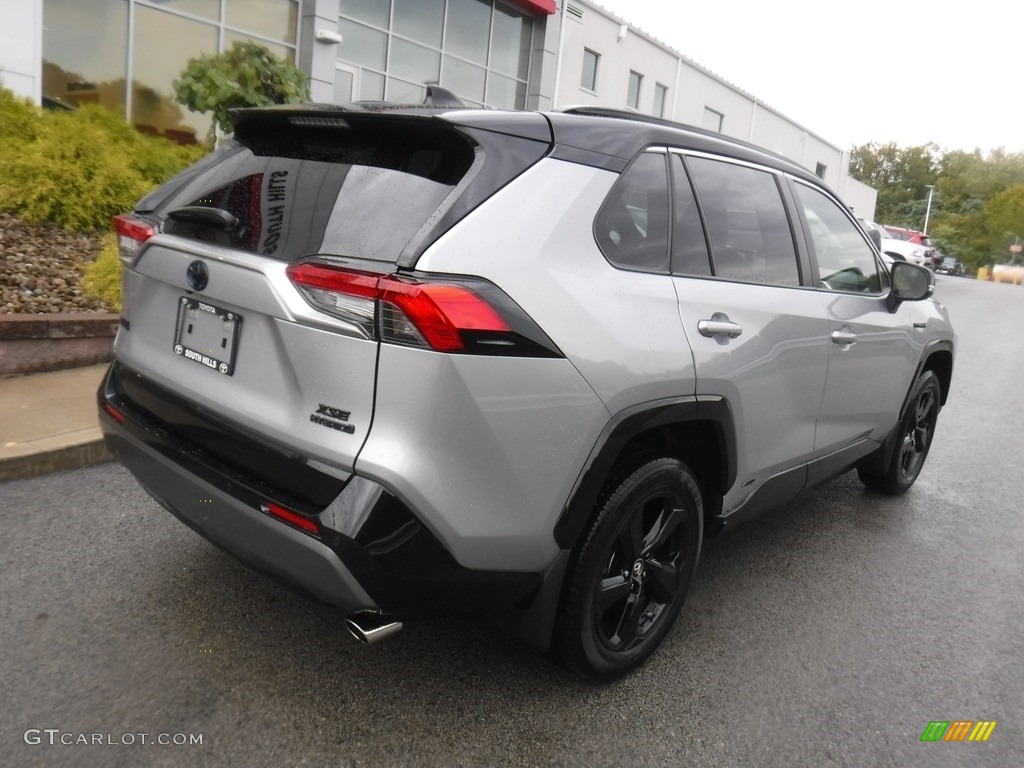 2019 RAV4 XSE AWD Hybrid - Silver Sky Metallic / Black photo #17