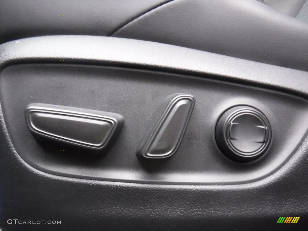 2019 RAV4 XSE AWD Hybrid - Silver Sky Metallic / Black photo #22