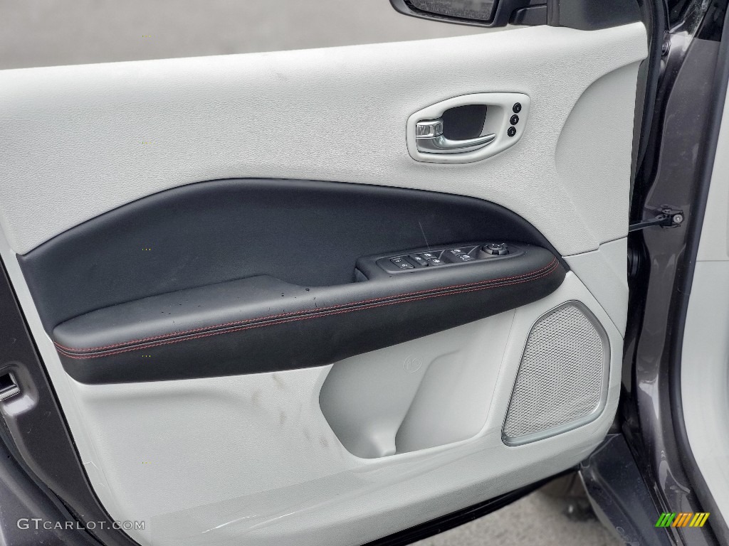 2021 Jeep Compass Limited 4x4 Black/Ski Gray Door Panel Photo #139700856
