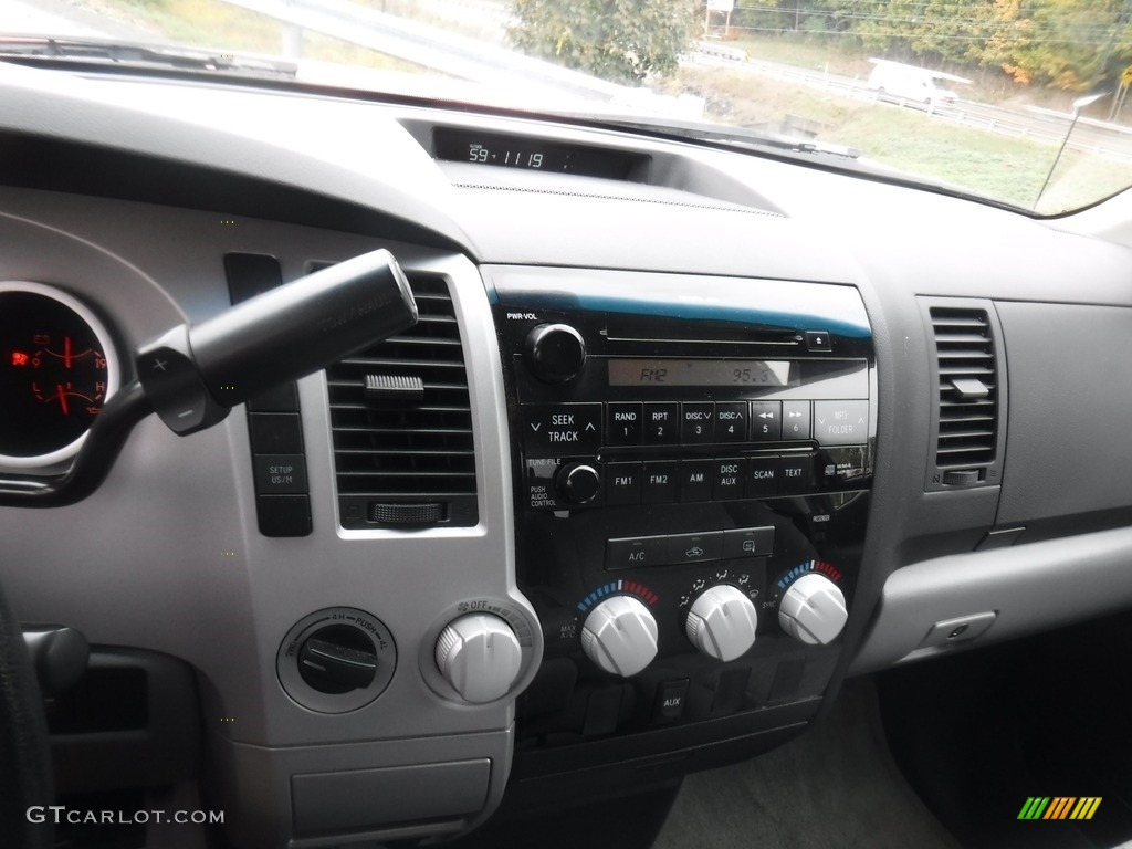 2008 Tundra SR5 Double Cab 4x4 - Radiant Red / Graphite Gray photo #3