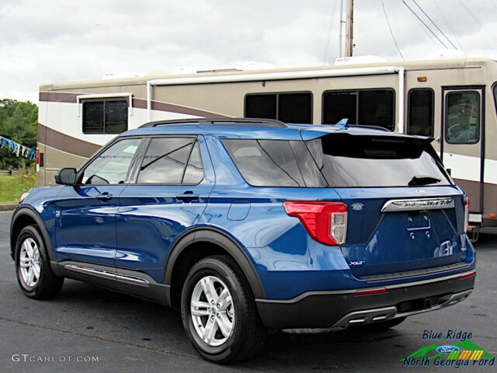 2020 Explorer XLT 4WD - Atlas Blue Metallic / Sandstone photo #3