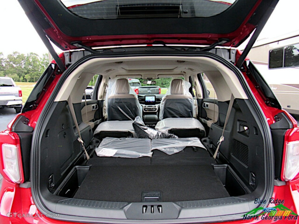 2020 Explorer XLT 4WD - Rapid Red Metallic / Sandstone photo #13