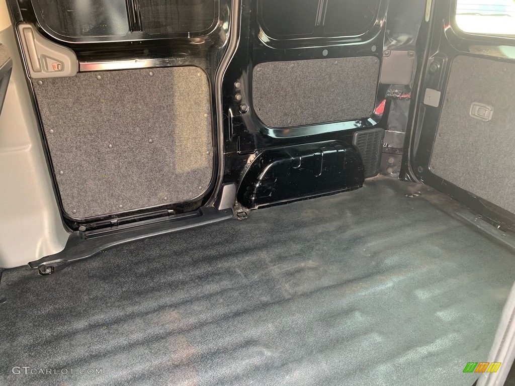 2014 Nissan NV200 SV Trunk Photo #139704186