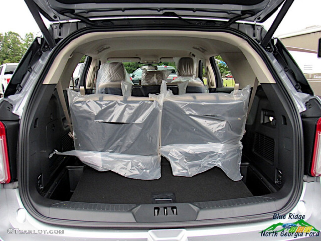 2020 Explorer 4WD - Iconic Silver Metallic / Sandstone photo #13