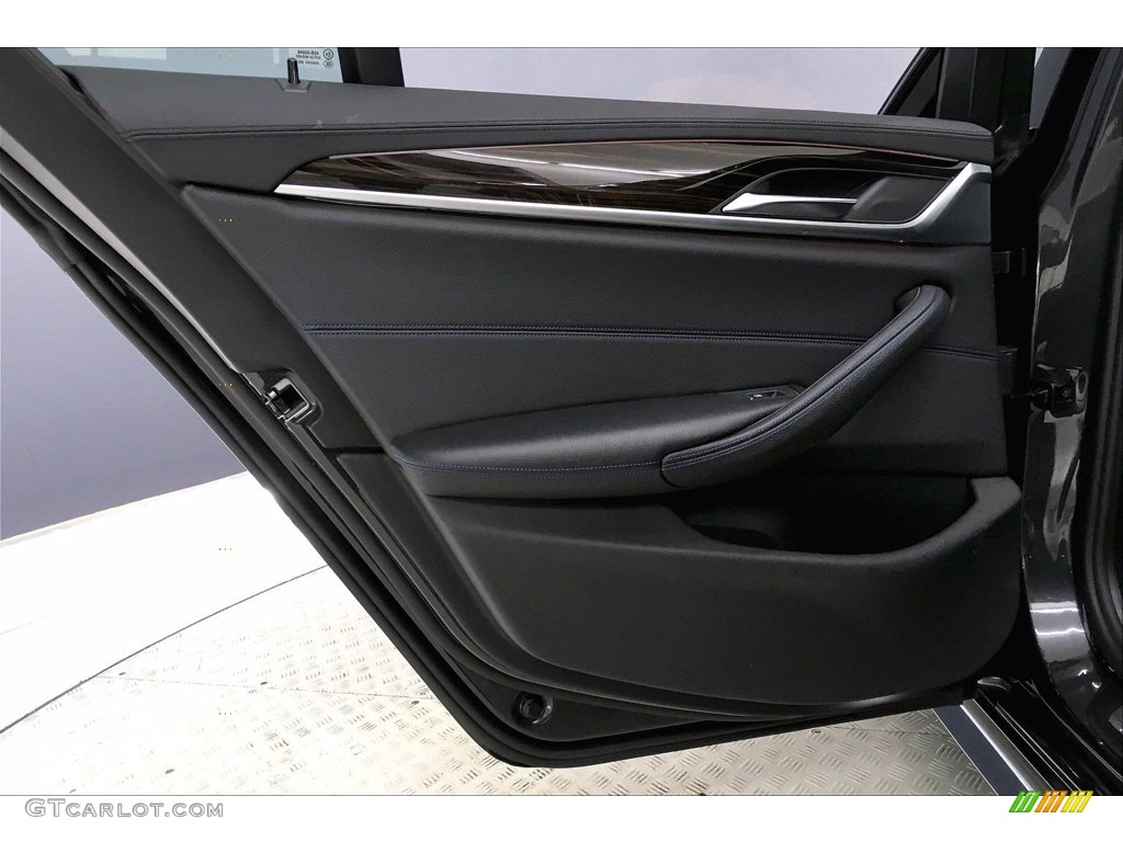 2017 5 Series 540i Sedan - Dark Graphite Metallic / Black photo #25