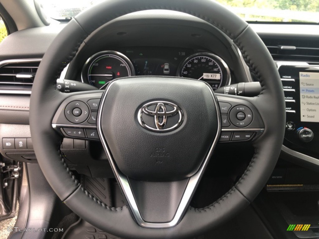 2020 Toyota Camry Hybrid XLE Black Steering Wheel Photo #139707252