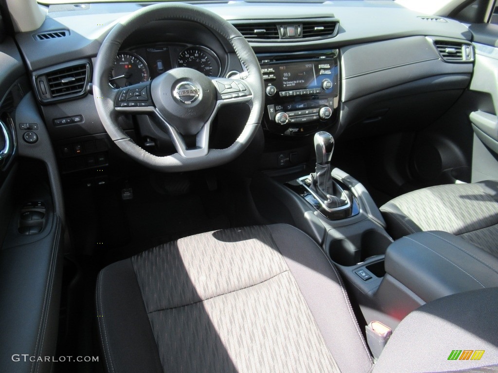 2017 Rogue SV - Gun Metallic / Charcoal photo #15