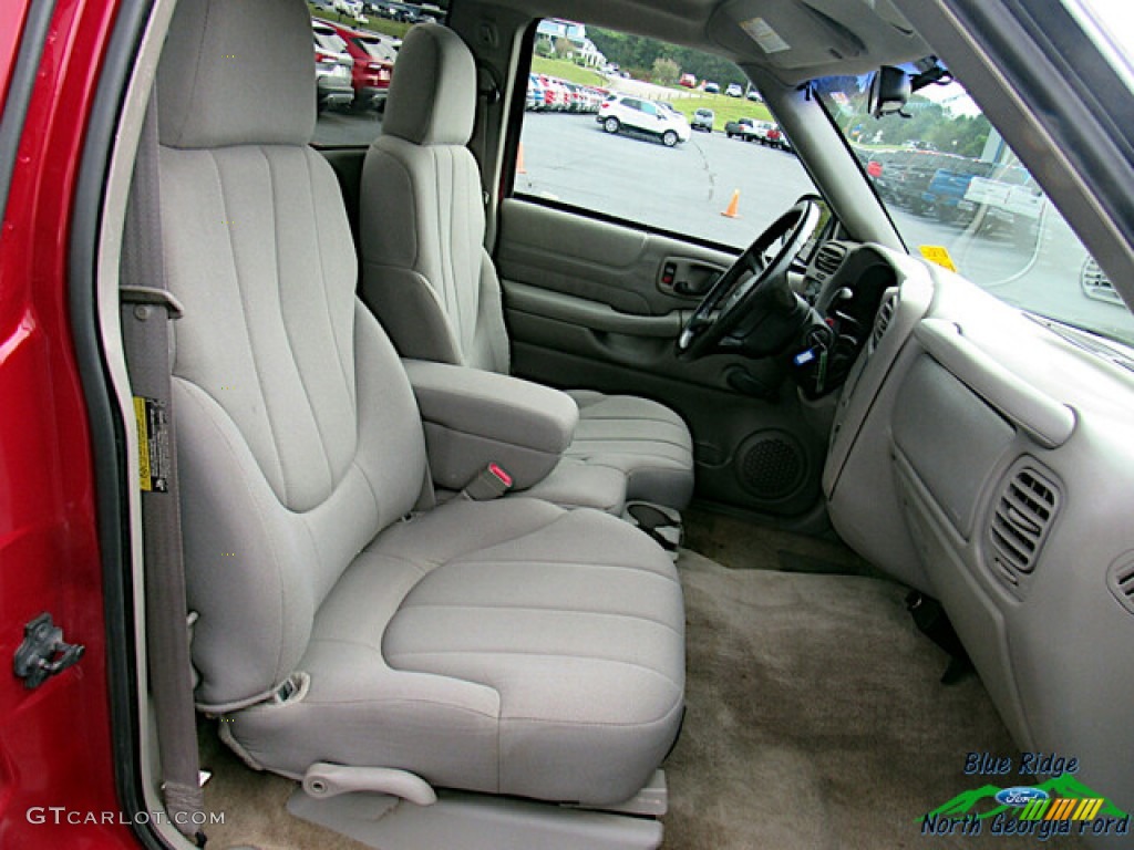 2003 GMC Sonoma SLS Regular Cab Front Seat Photo #139712494