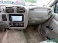 Medium Gray 2003 GMC Sonoma SLS Regular Cab Dashboard
