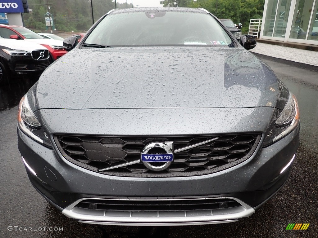 2017 V60 Cross Country T5 AWD - Osmium Grey Metallic / Off Black photo #9
