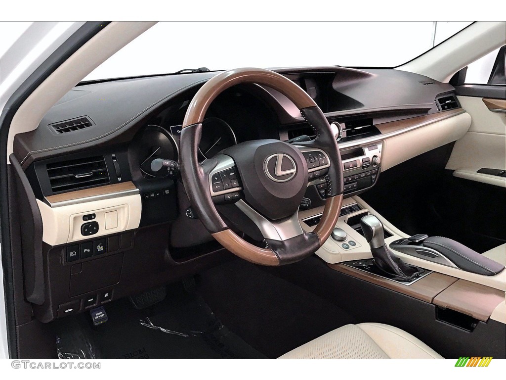 2016 Lexus ES 300h Hybrid Front Seat Photo #139720042