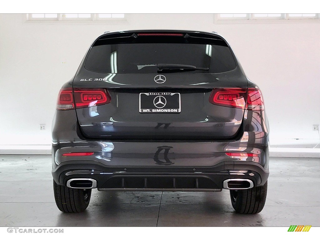 2020 GLC 300 - Graphite Grey Metallic / Black photo #3