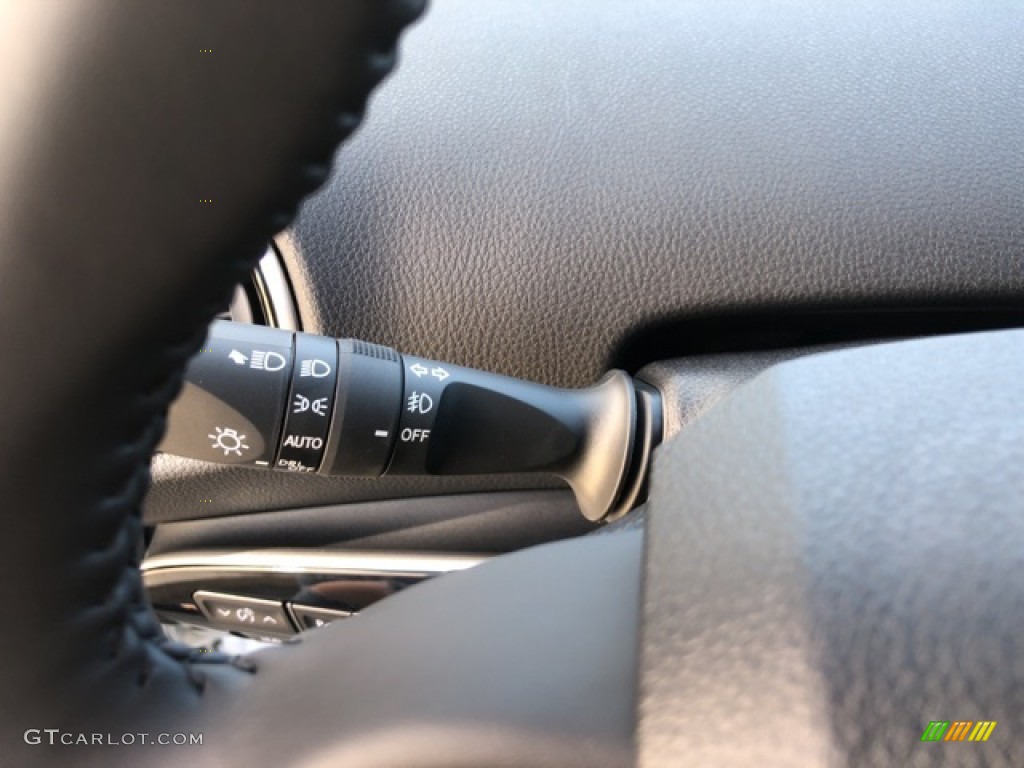 2021 Toyota Prius XLE AWD-e Controls Photo #139720899