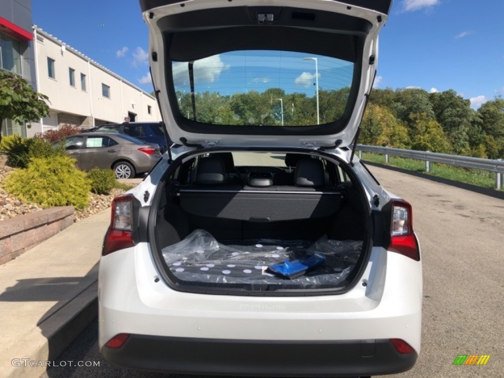 2021 Toyota Prius XLE AWD-e Trunk Photo #139721241