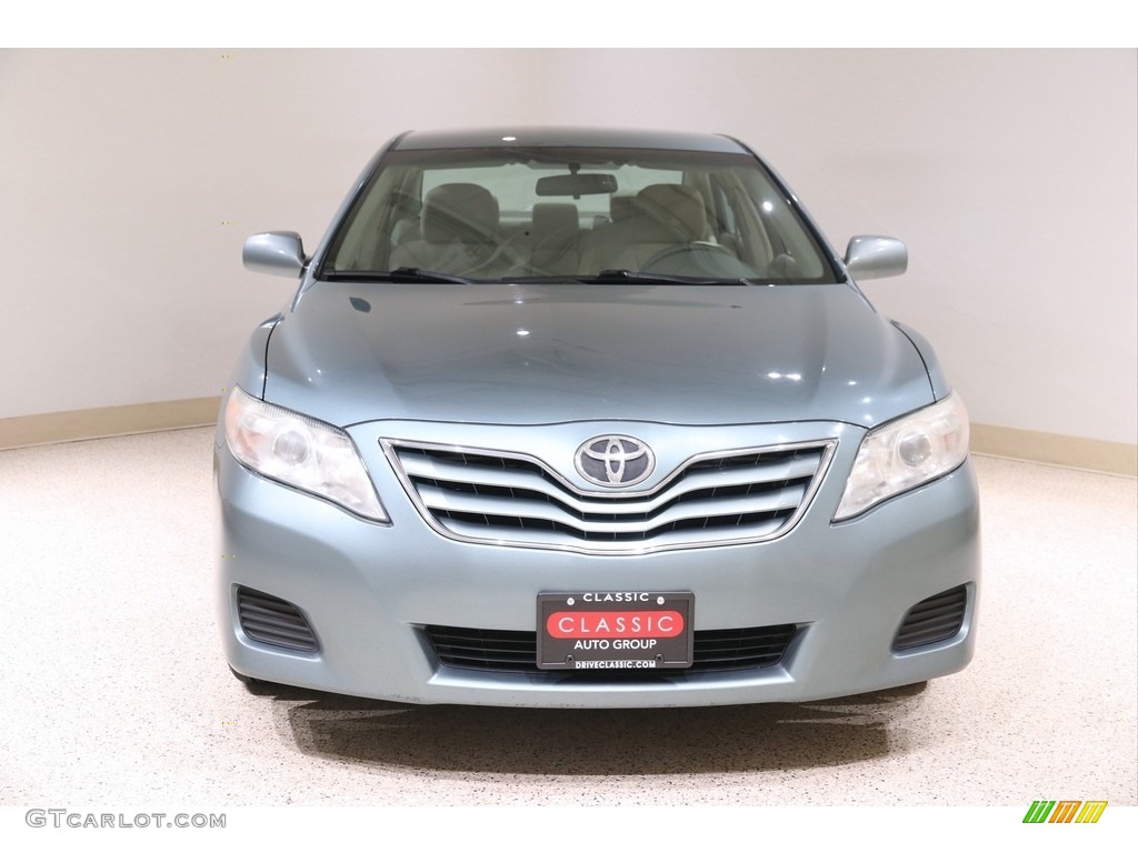 2010 Camry LE - Aloe Green Metallic / Bisque photo #2
