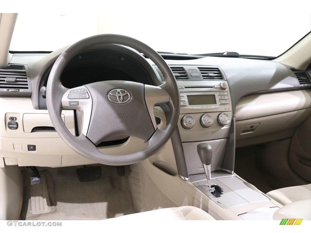 2010 Camry LE - Aloe Green Metallic / Bisque photo #6