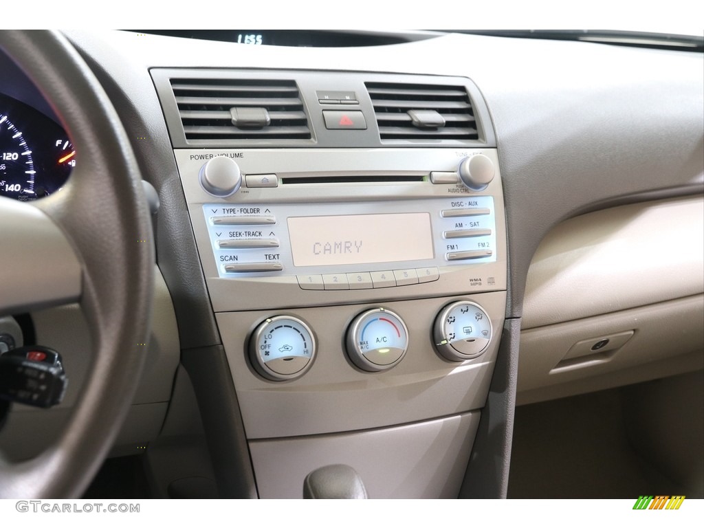 2010 Camry LE - Aloe Green Metallic / Bisque photo #10