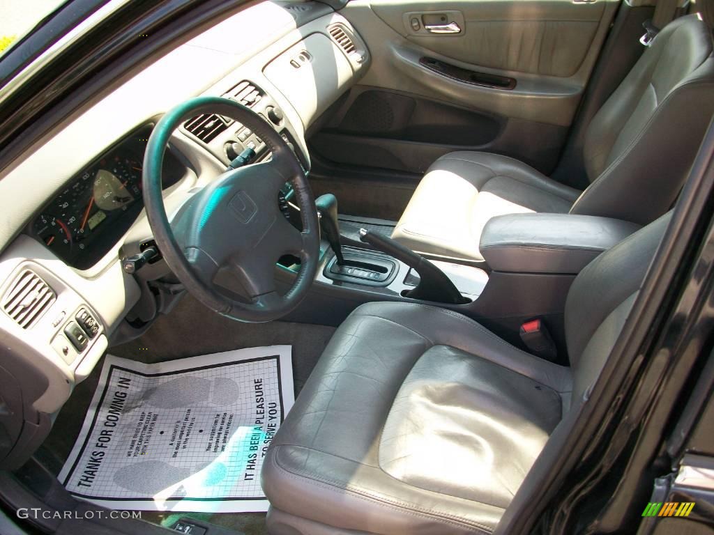 1999 Accord EX-L Sedan - Flamenco Black Pearl / Charcoal photo #10