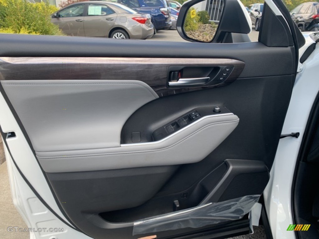 2021 Toyota Highlander Hybrid Limited AWD Graphite Door Panel Photo #139722912