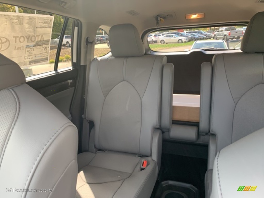 2021 Toyota Highlander Hybrid Limited AWD Rear Seat Photo #139723275