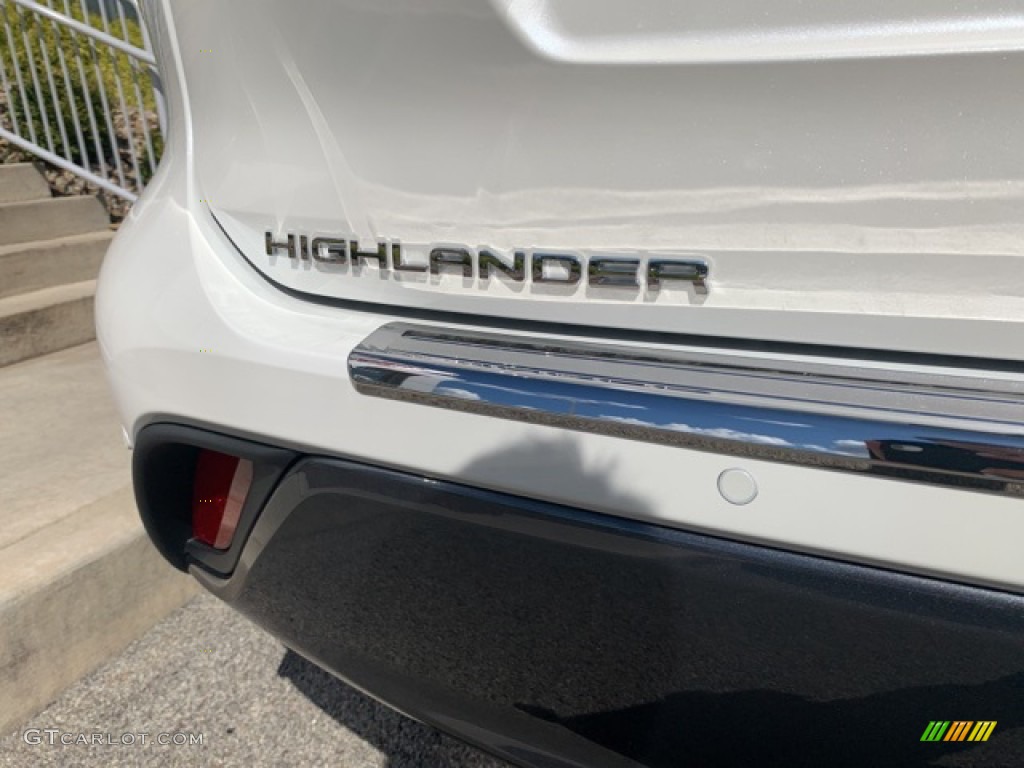 2021 Highlander Hybrid Limited AWD - Blizzard White Pearl / Graphite photo #30