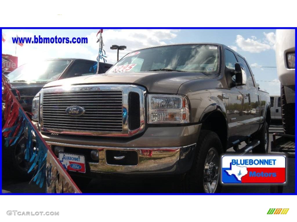 2006 F350 Super Duty Lariat Crew Cab 4x4 - Arizona Beige Metallic / Tan photo #1