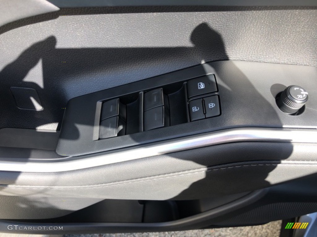 2020 Highlander Hybrid XLE AWD - Magnetic Gray Metallic / Black photo #5