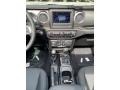 2021 Jeep Wrangler Unlimited Sahara 4x4 Controls