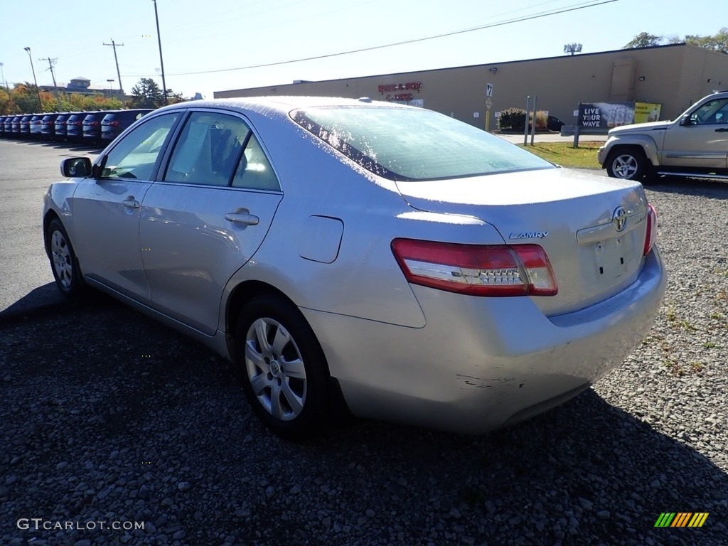 2010 Camry LE - Classic Silver Metallic / Ash Gray photo #2