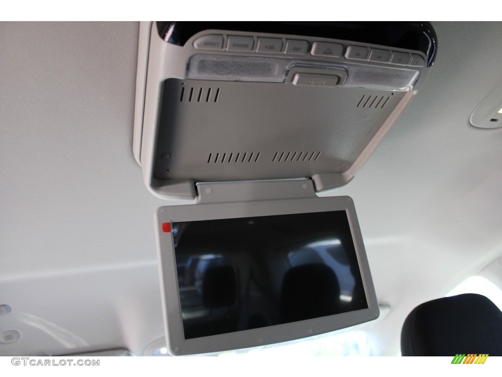 2020 Pacifica Hybrid Touring - Maximum Steel Metallic / Alloy/Black photo #16