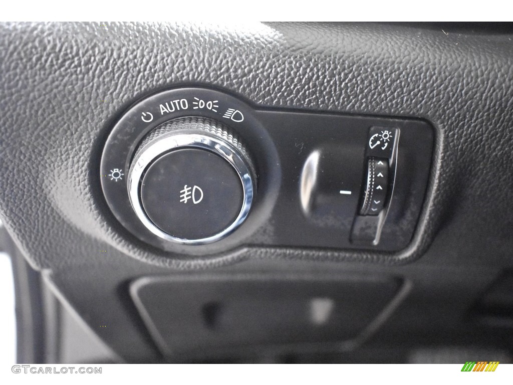 2013 Verano FWD - Summit White / Medium Titanium photo #11