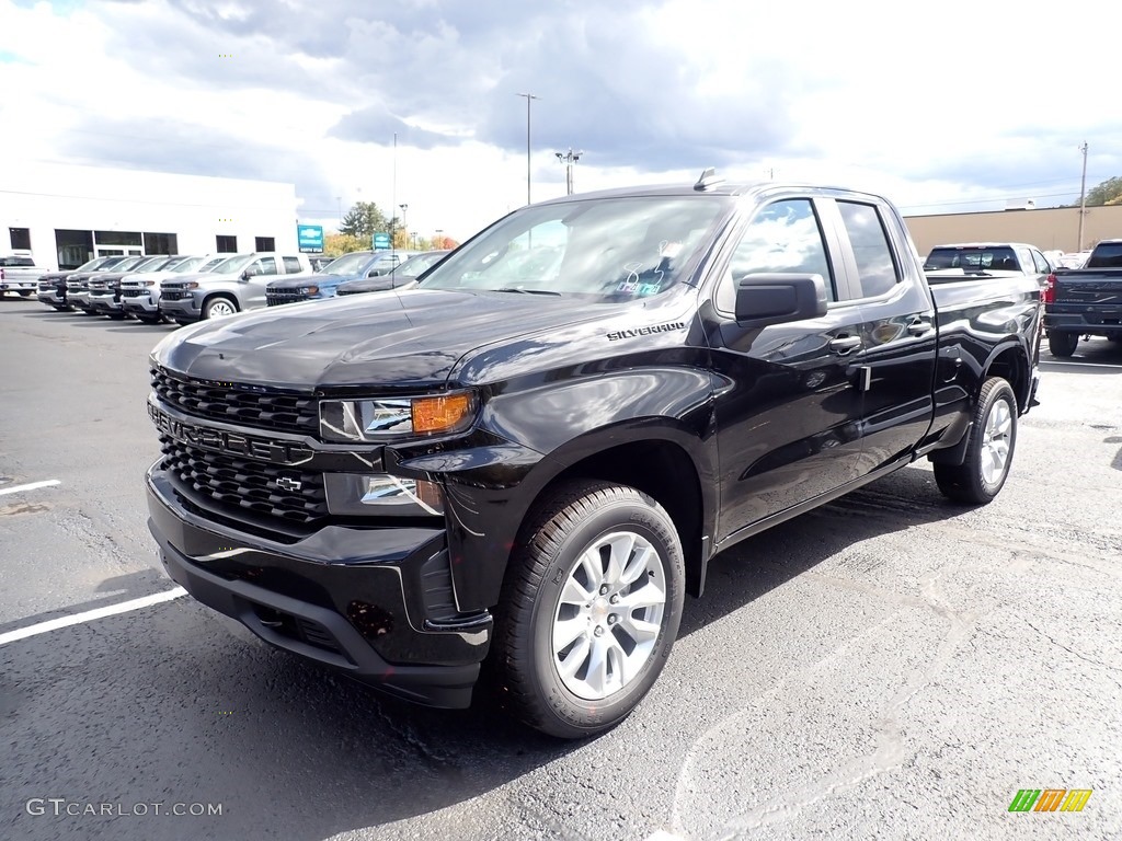 2020 Silverado 1500 Custom Double Cab 4x4 - Black / Jet Black photo #1