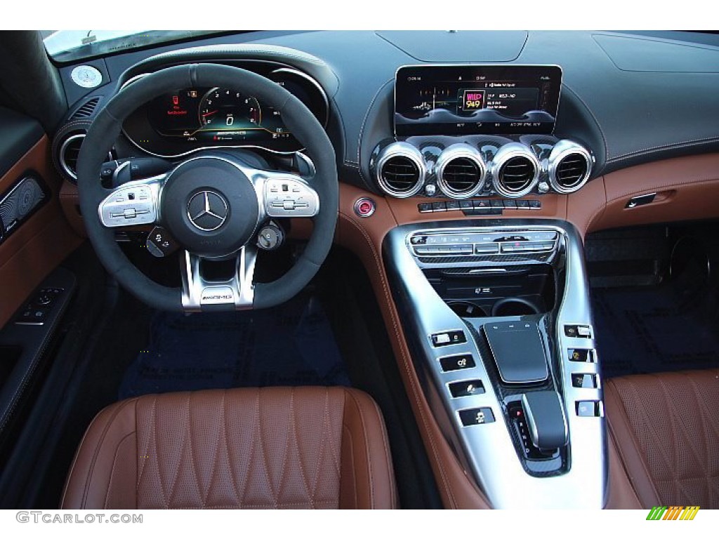 2020 Mercedes-Benz AMG GT C Roadster Controls Photos