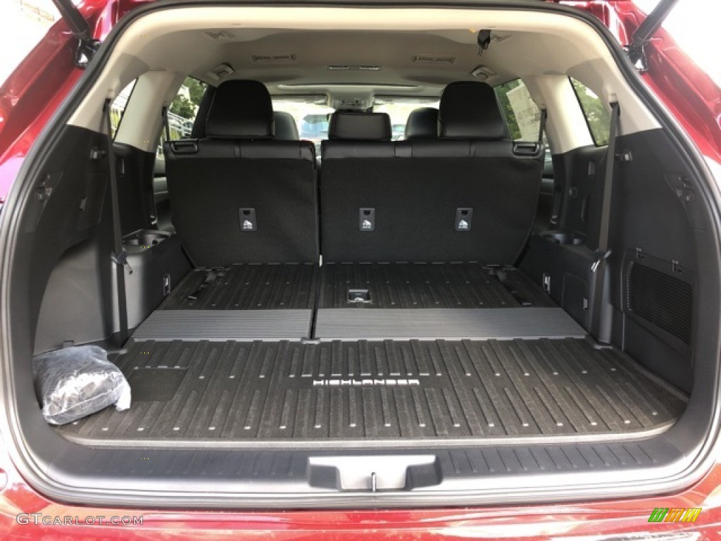 2021 Toyota Highlander Hybrid XLE AWD Trunk Photos