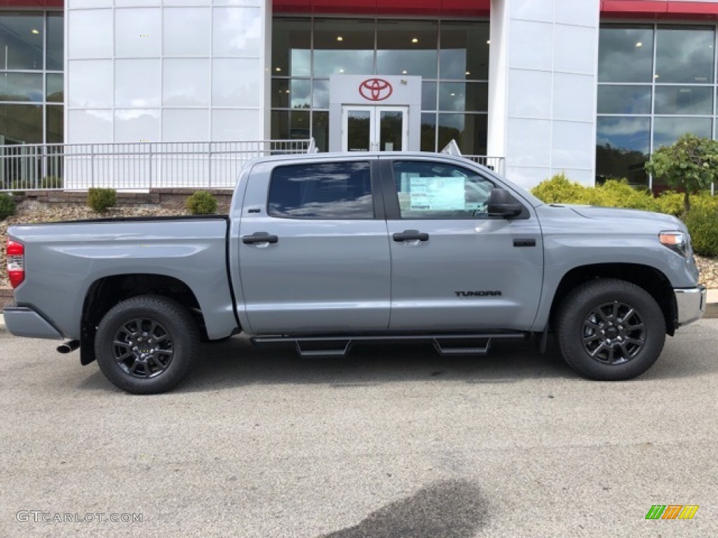 2021 Tundra SR5 CrewMax 4x4 - Cement / Black photo #34