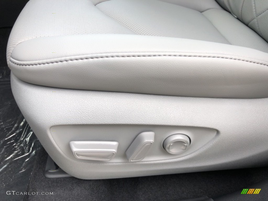 2020 Highlander Platinum AWD - Blueprint / Gray photo #8