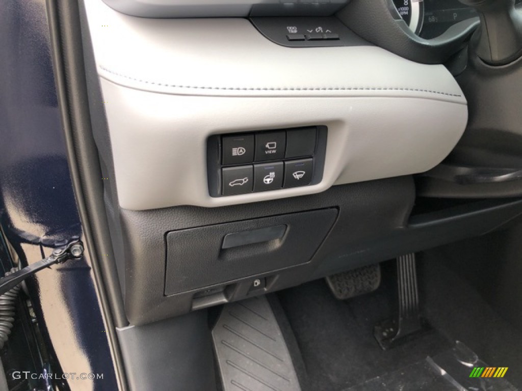 2020 Highlander Platinum AWD - Blueprint / Gray photo #9