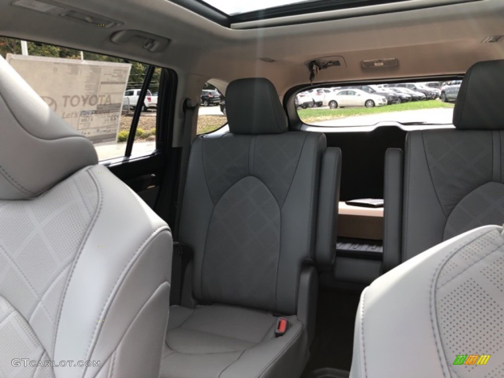 2020 Highlander Platinum AWD - Blueprint / Gray photo #25