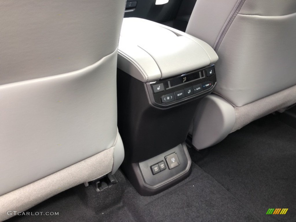 2020 Highlander Platinum AWD - Blueprint / Gray photo #27