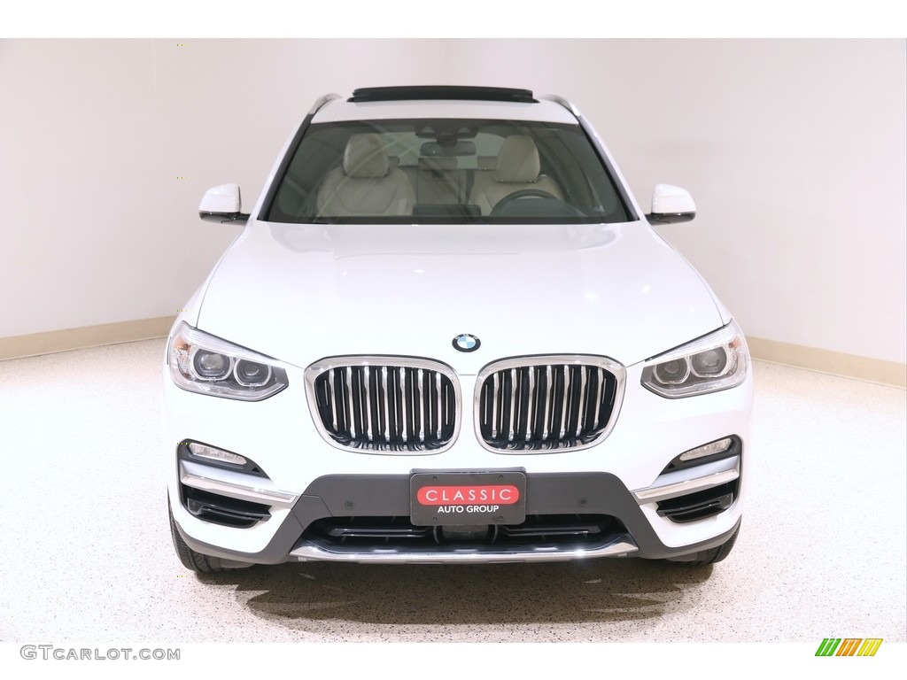 2018 X3 xDrive30i - Mineral White Metallic / Oyster photo #2