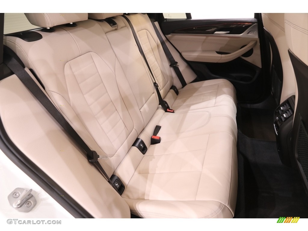 2018 X3 xDrive30i - Mineral White Metallic / Oyster photo #18