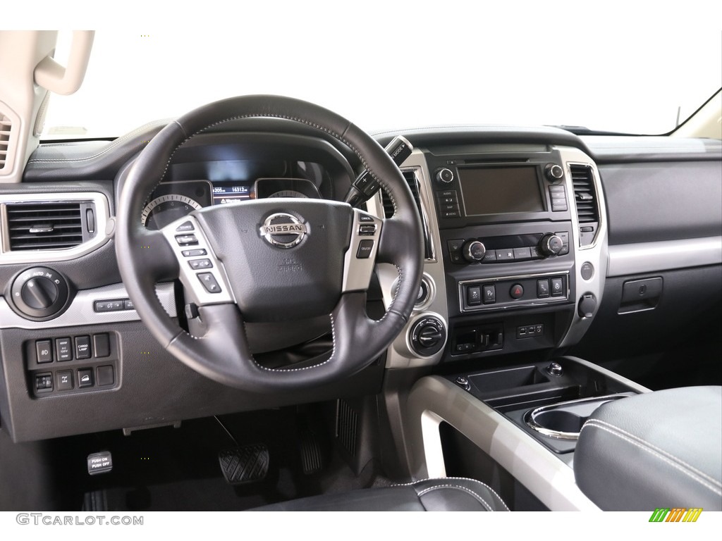 2019 Nissan Titan PRO 4X Crew Cab 4x4 Dashboard Photos