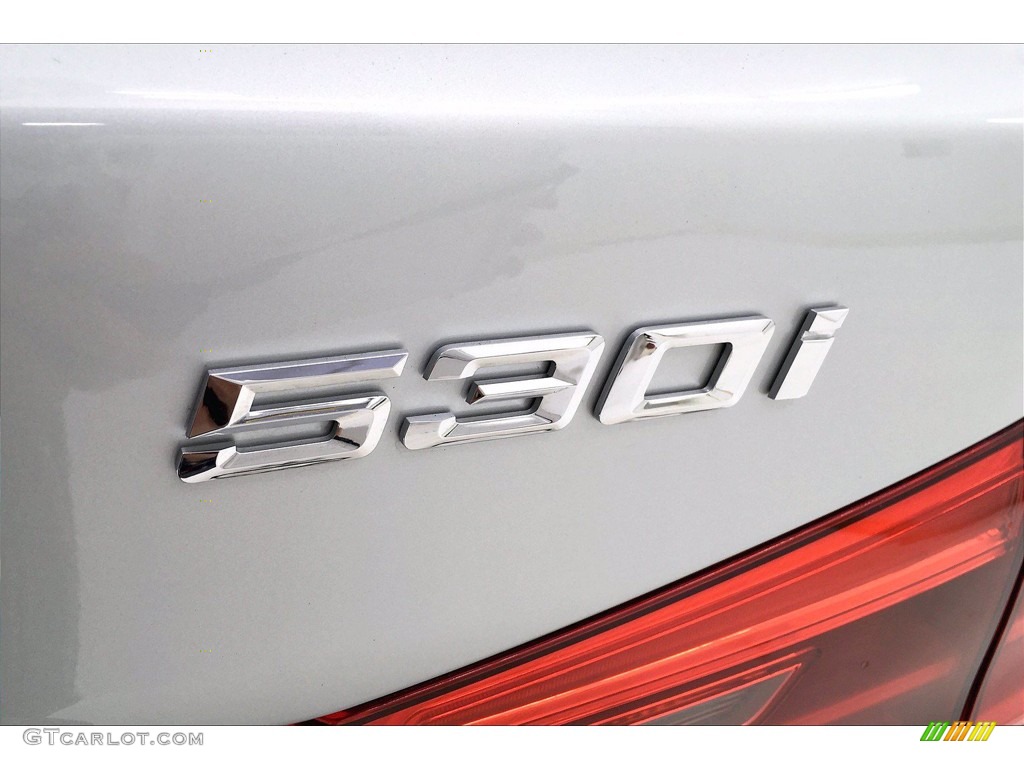 2020 5 Series 530i Sedan - Glacier Silver Metallic / Black photo #7