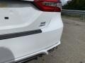 Super White - Camry SE AWD Photo No. 27