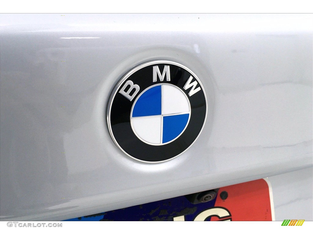 2020 5 Series 530i Sedan - Glacier Silver Metallic / Black photo #34
